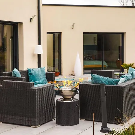 Howard — Jacuzzi, Tranquility & Parking 4* Ranville