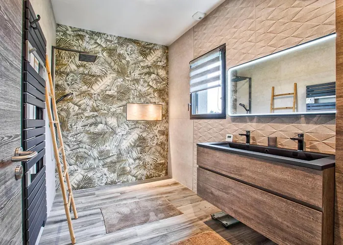 Howard — Jacuzzi, Tranquility & Parking 4* Ranville