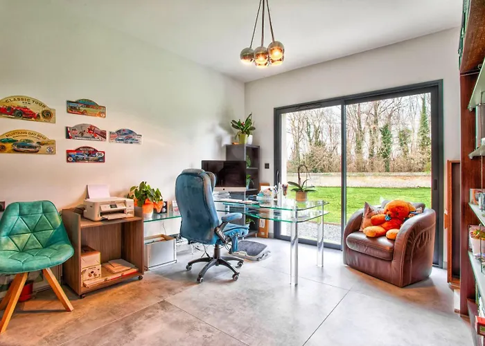 招待所 Howard — Jacuzzi, Tranquility & Parking 4*