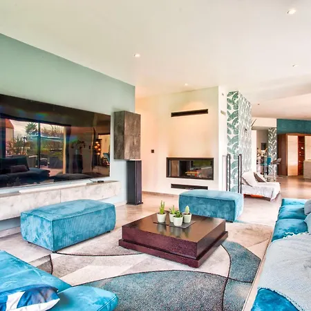 بيت ضيافة Howard — Jacuzzi, Tranquility & Parking 4*